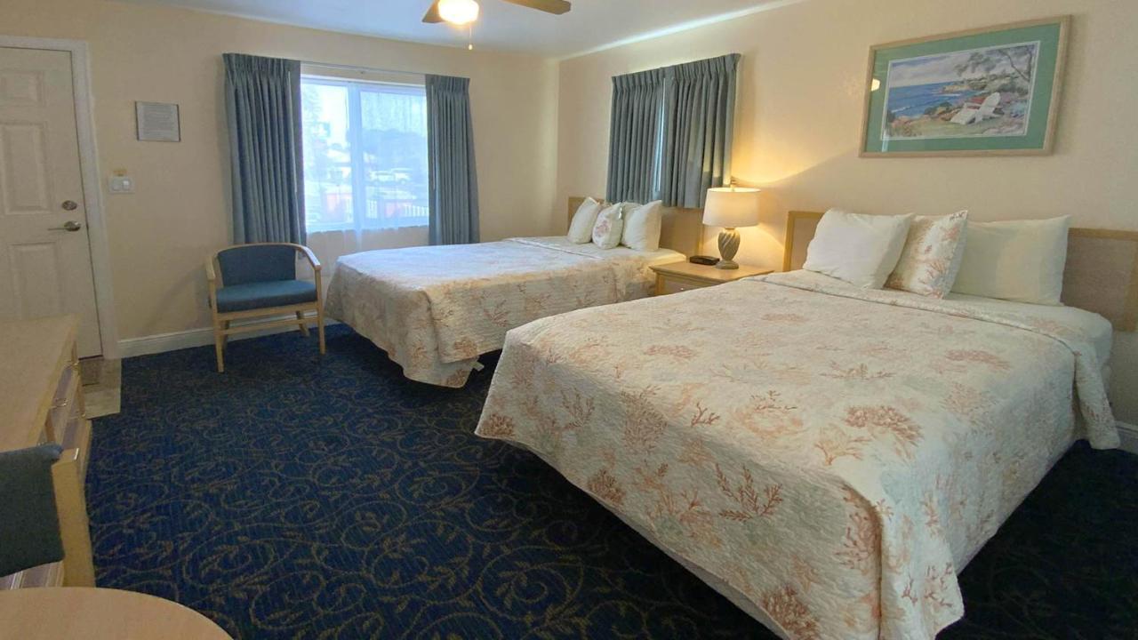 Carlton House Motel And Suites St. Pete Beach Esterno foto